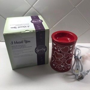 Scentsy I HEART YOU Red Mother’s Day, Anniv Glossy Hearts Full-Size Wax Warmer